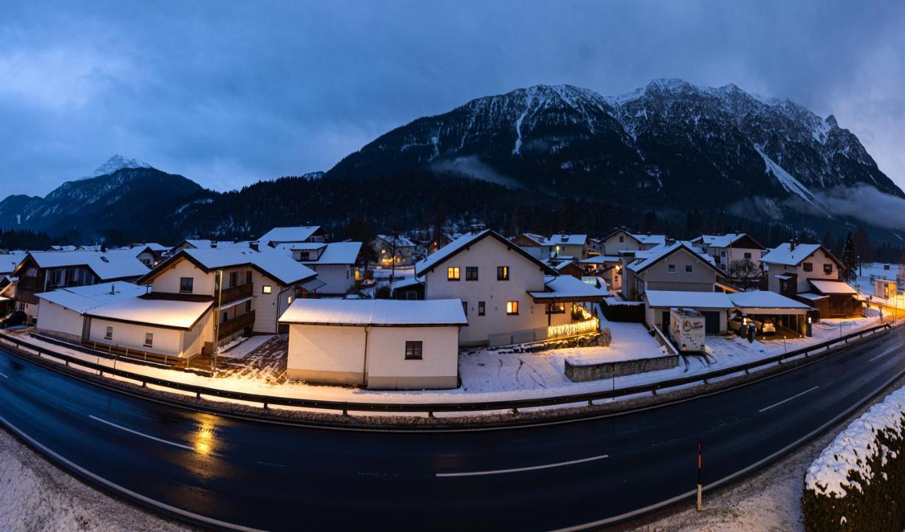 Ferienwohnung Schoenblick Вайссенбах-на-Лехе Экстерьер фото